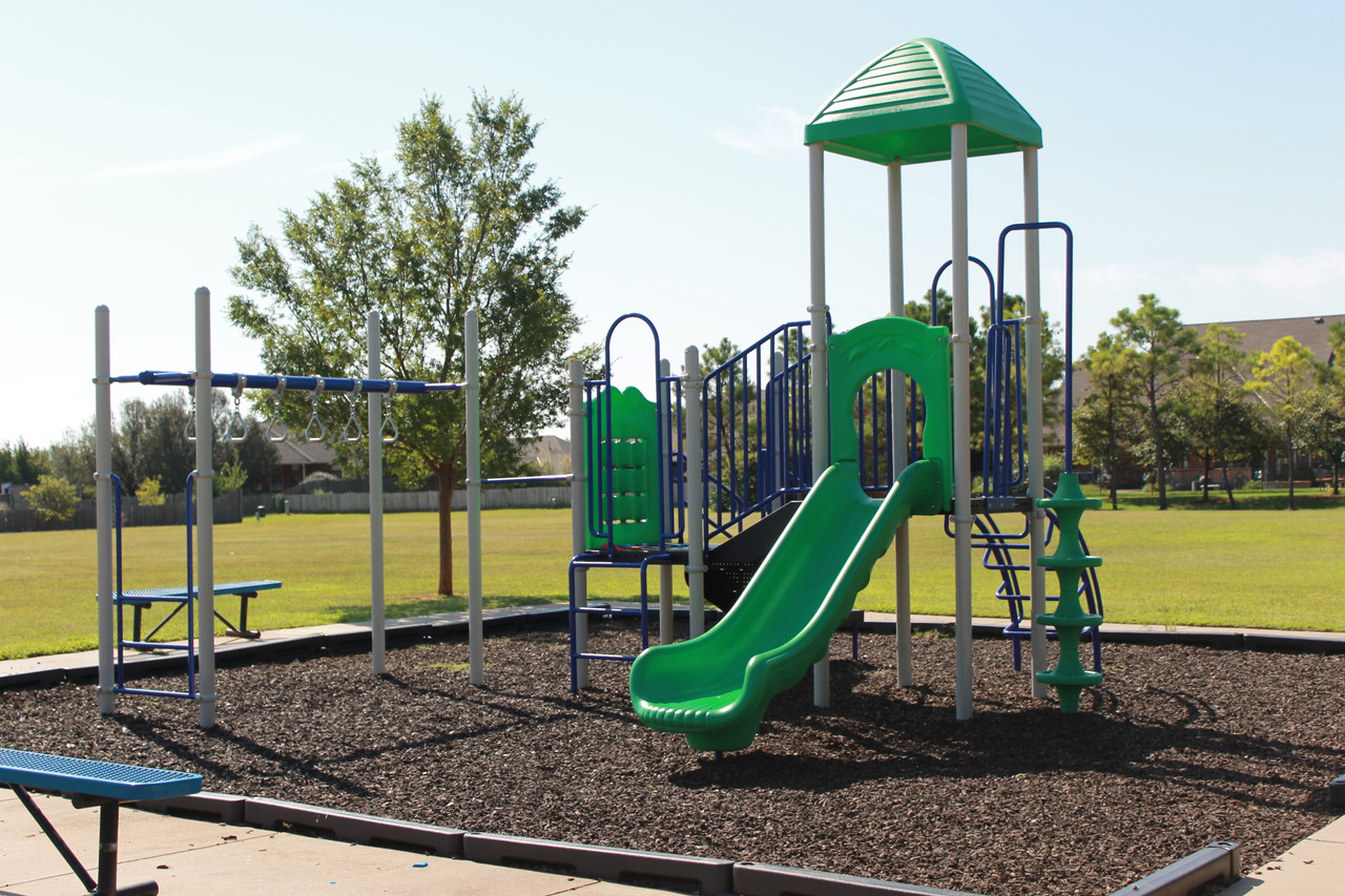 Lawton Play Structure thumbnail 6