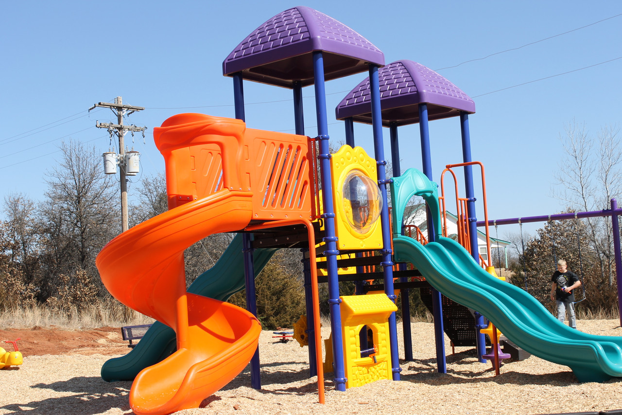 Pensacola Play Structure thumbnail 4
