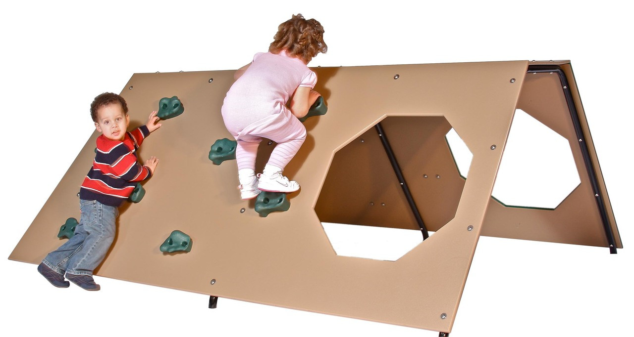 Rock Wall Tunnel thumbnail 1