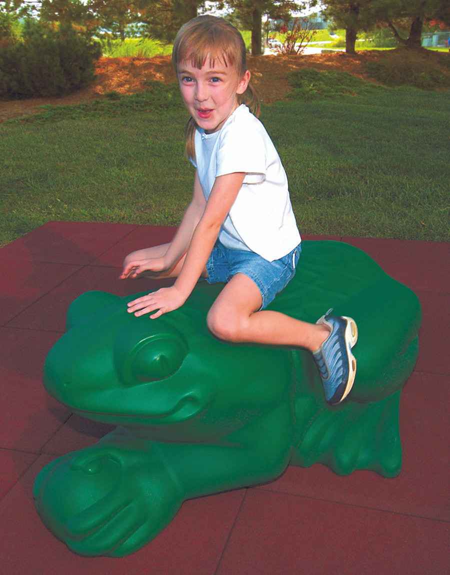 Frog Sculpture Climber thumbnail 4