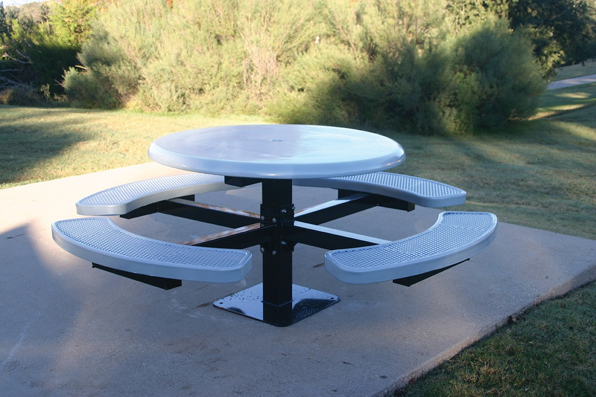 Round-Solid Top Pedestal Table thumbnail 2