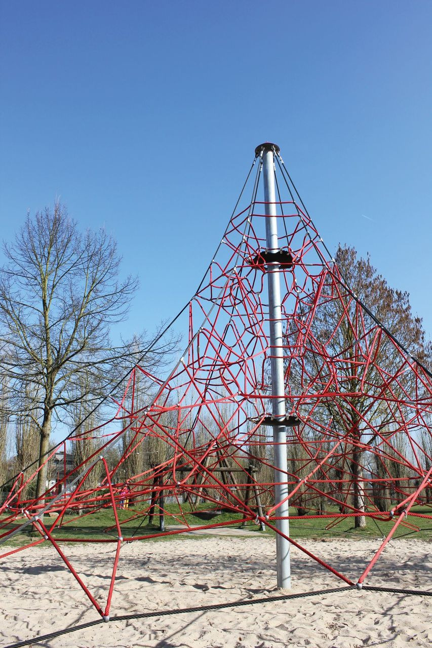 Spider Pyramid 4-4 Net Climber thumbnail 5