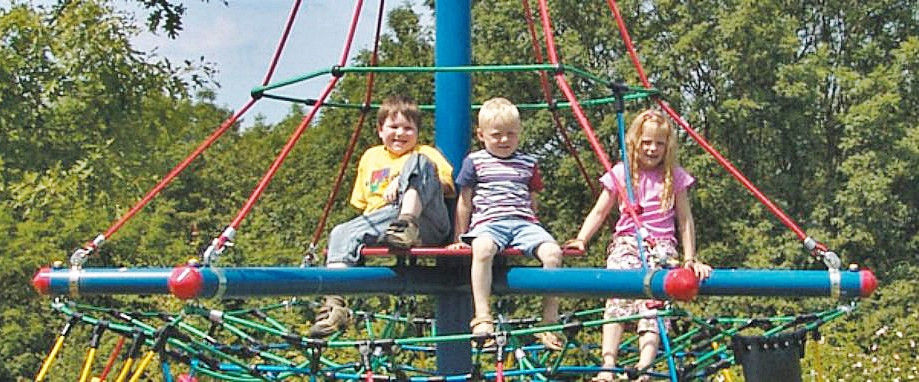 Mini Pirate Tower Net Climber thumbnail 2