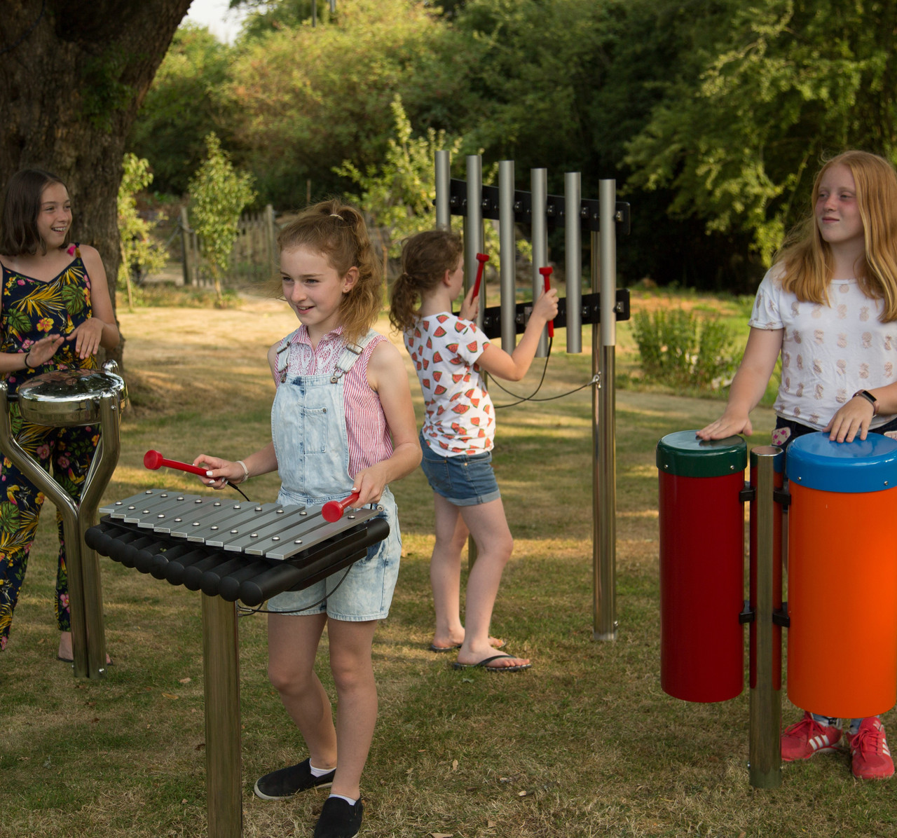 Soprano Quartet Ensemble Outdoor Instruments thumbnail 2