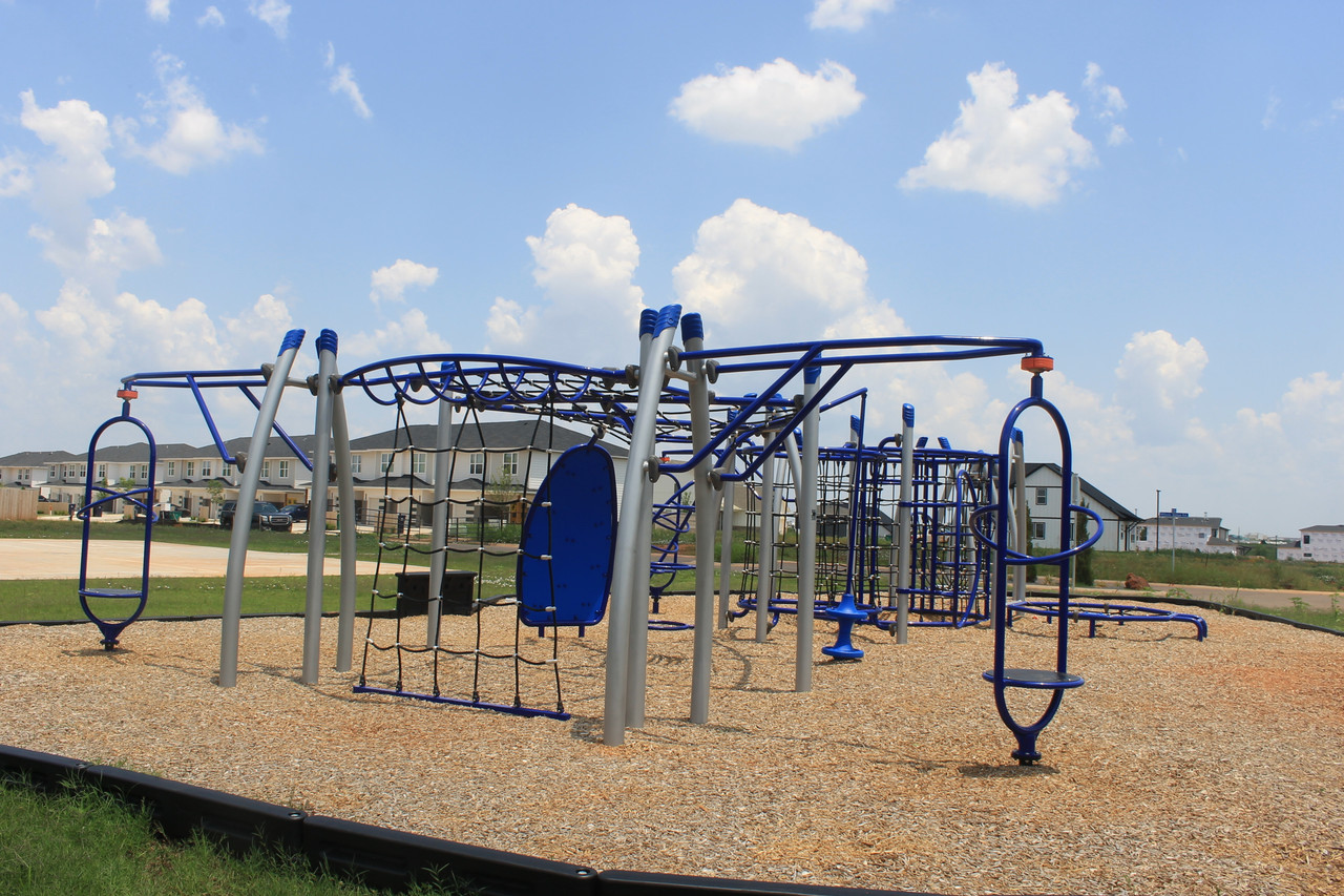 Burton Fitness Structure thumbnail 5