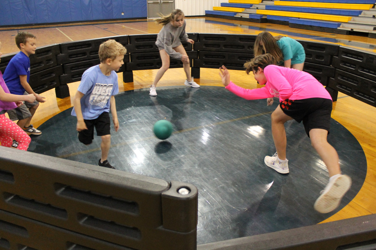 Portable Gaga Ball Pit thumbnail 4