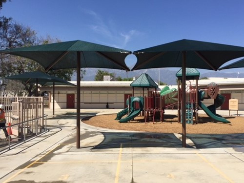 Single Post Pyramid Shade thumbnail 1