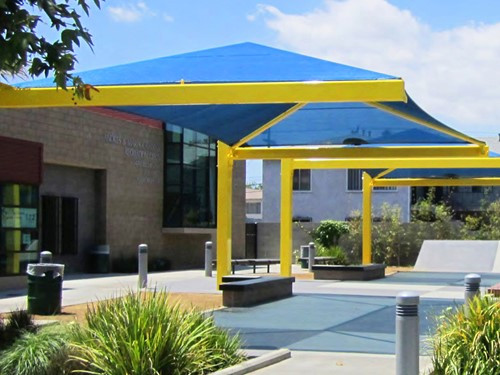 Single Full Hip Cantilever Shade thumbnail 2