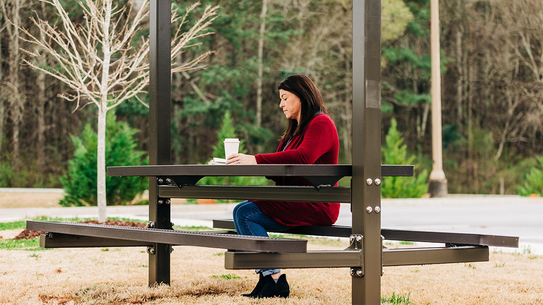 6' Shaded Table thumbnail 2